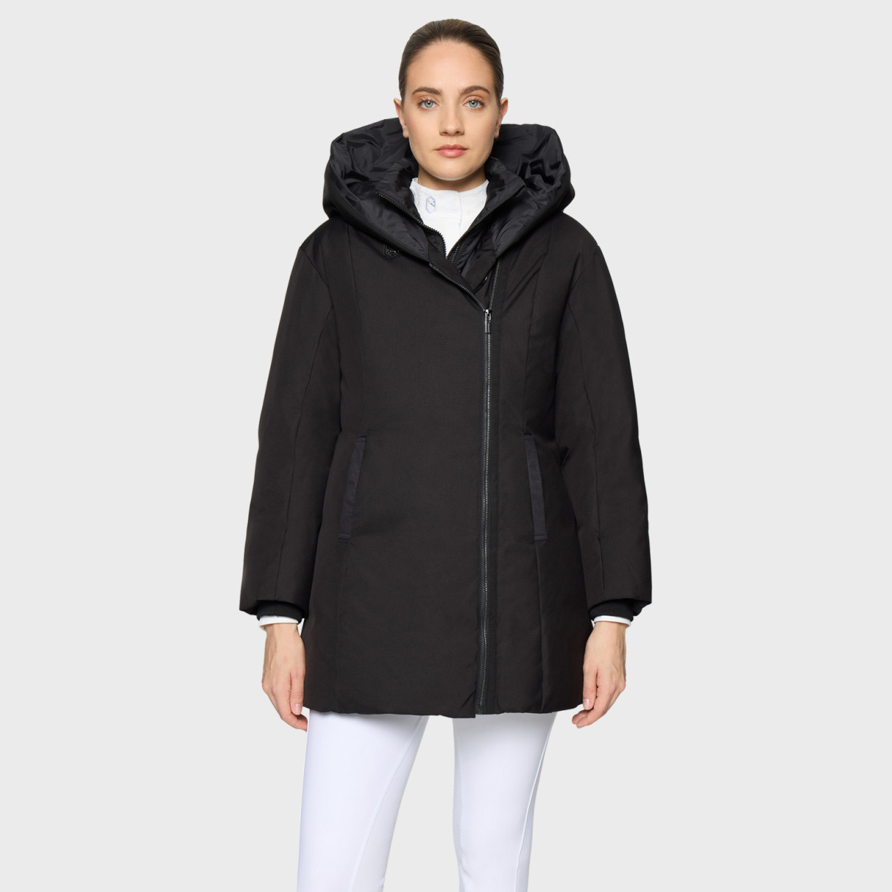 FW26-VERTICAL_ISALINE_BLACK_FACE.jpg