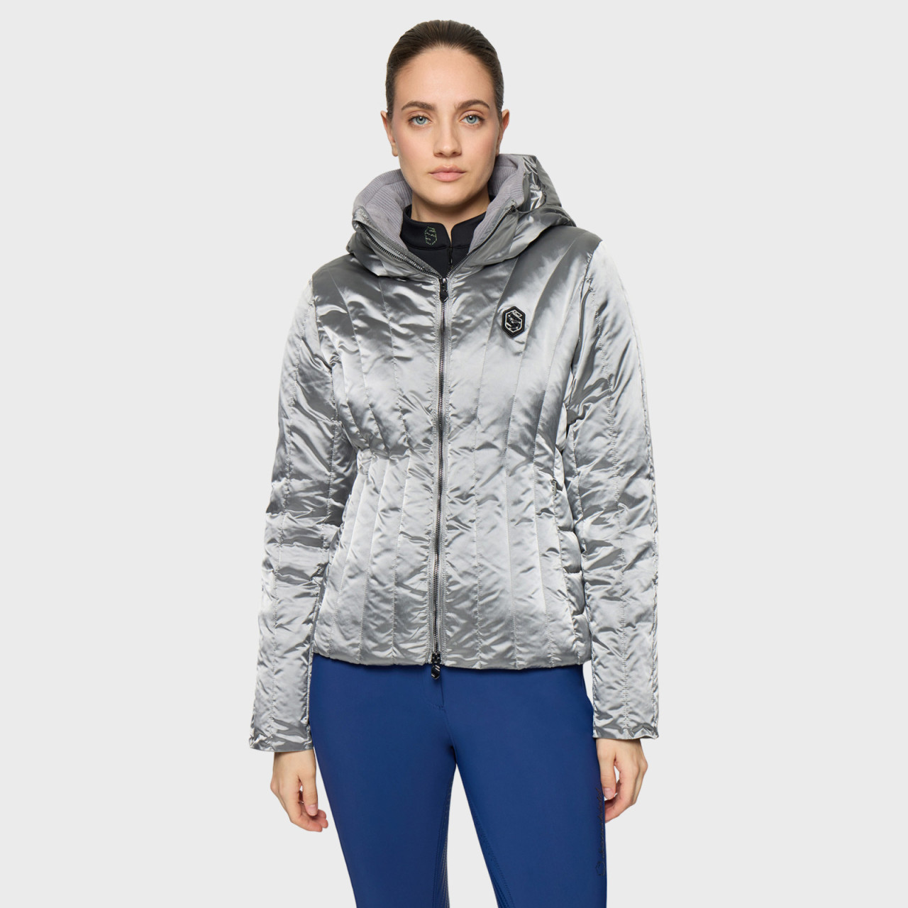 FW26-VERTICAL_SHELLA_SILVER_FACE.jpg