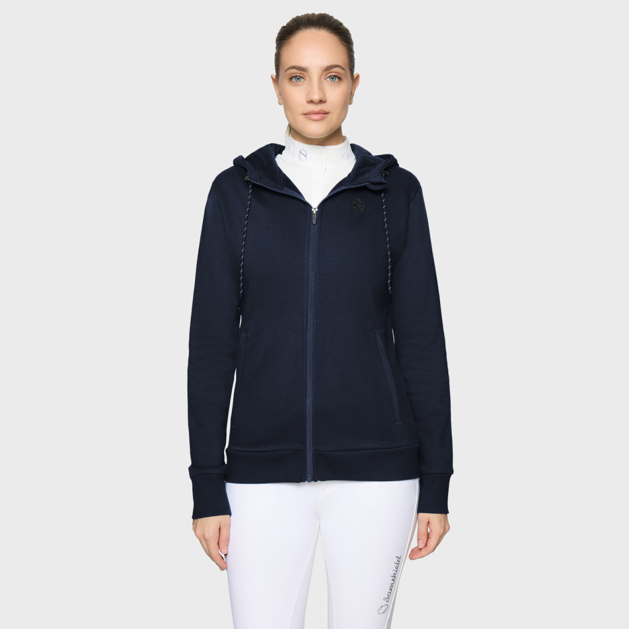 FW26-VERTICAL_FILIPPA_NAVY_FACE.jpg